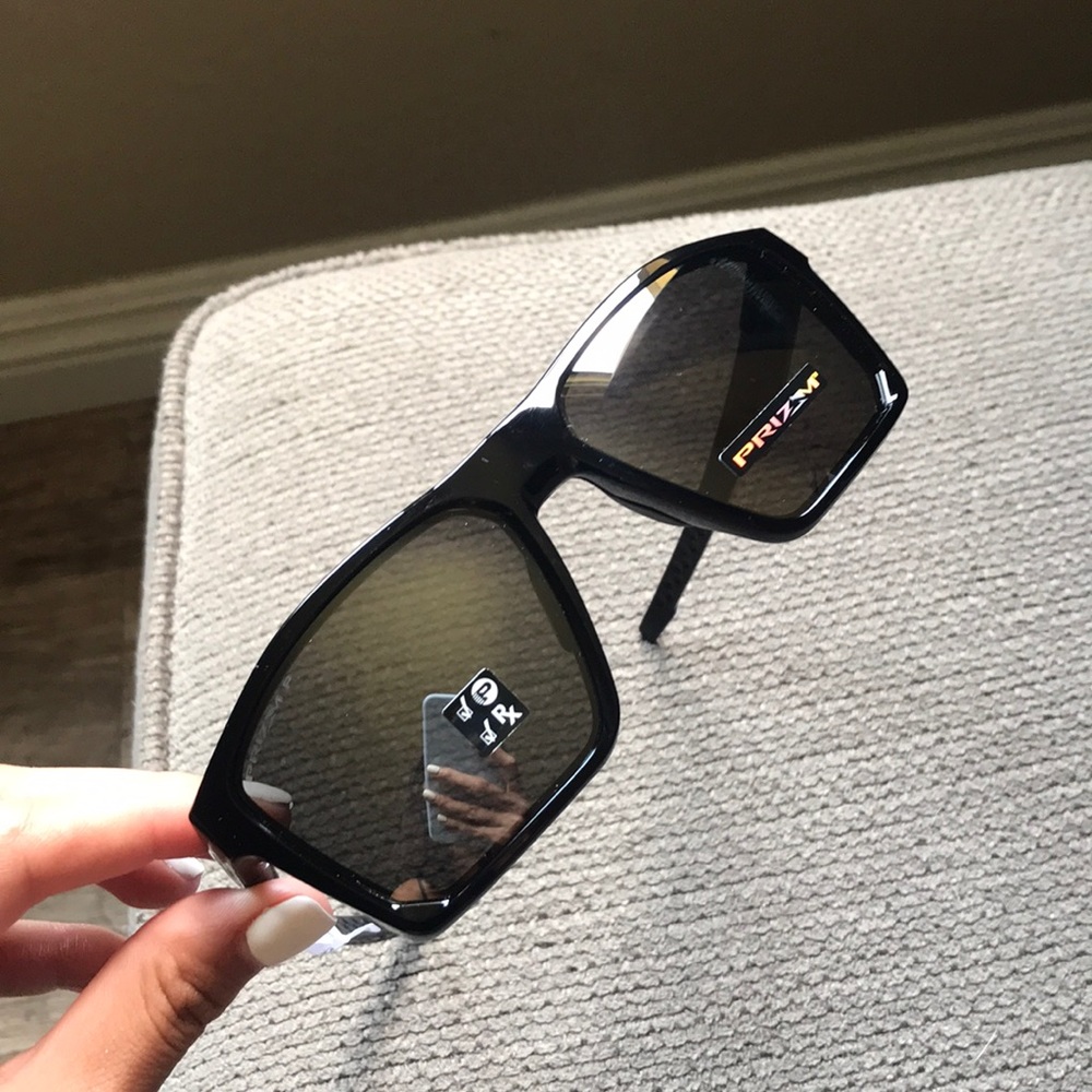 Oakley sunglasses with Prism lenses!